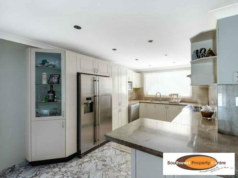 77 St Helens Park Drive, St Helens Park NSW 2560