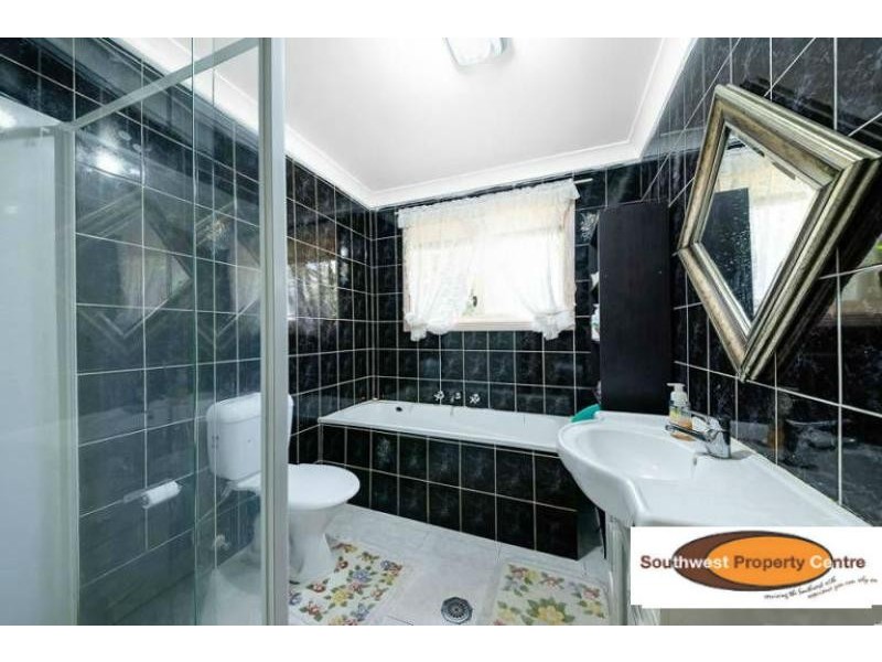77 St Helens Park Drive, St Helens Park NSW 2560