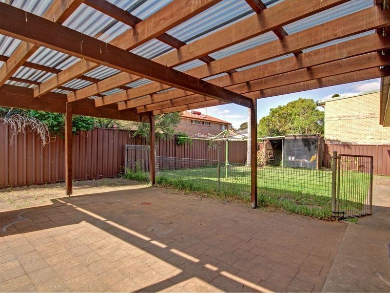 94 Cumberland Road, Ingleburn NSW 2565