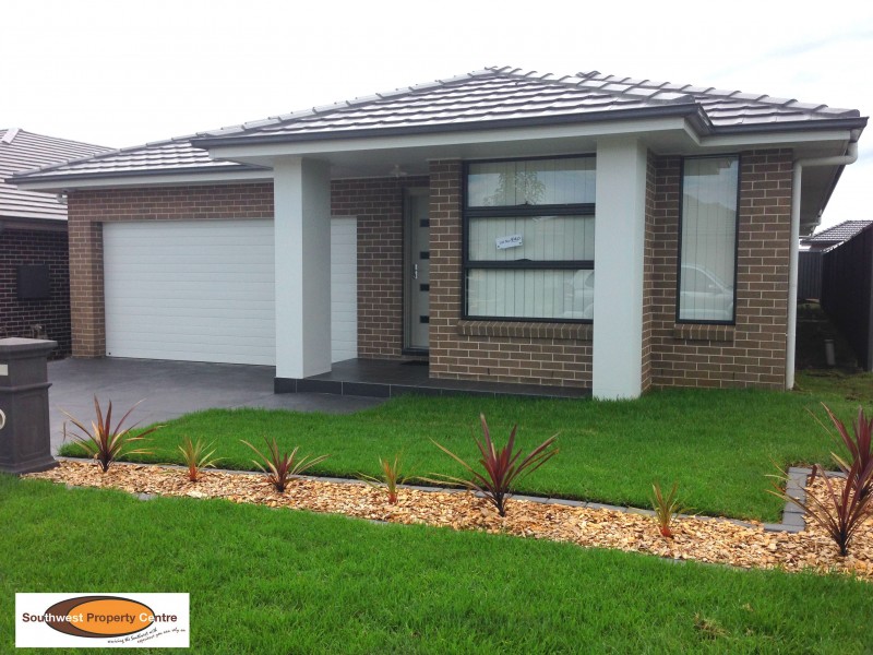 21 Richards Loop, Oran Park NSW 2570