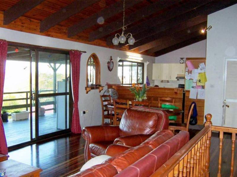 18 Helisma Court MOUNT WARREN PARK 4207, Mount Warren Park QLD 4207