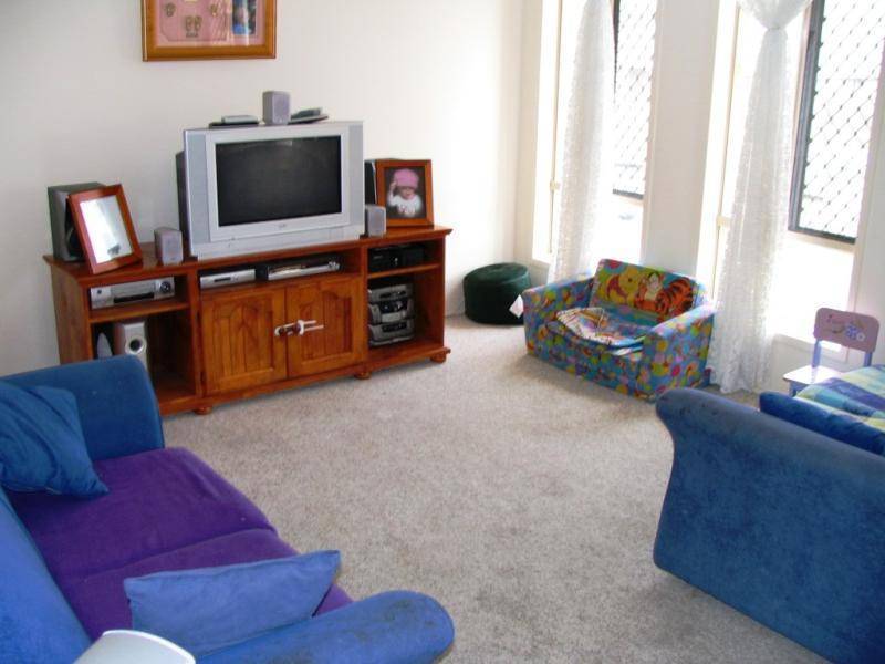 40 Hawthorne Street FOREST LAKE 4078, Forest Lake QLD 4078