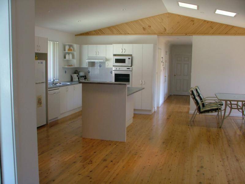 9 Greentree Avenue SUSSEX INLET 2540, Sussex Inlet NSW 2540