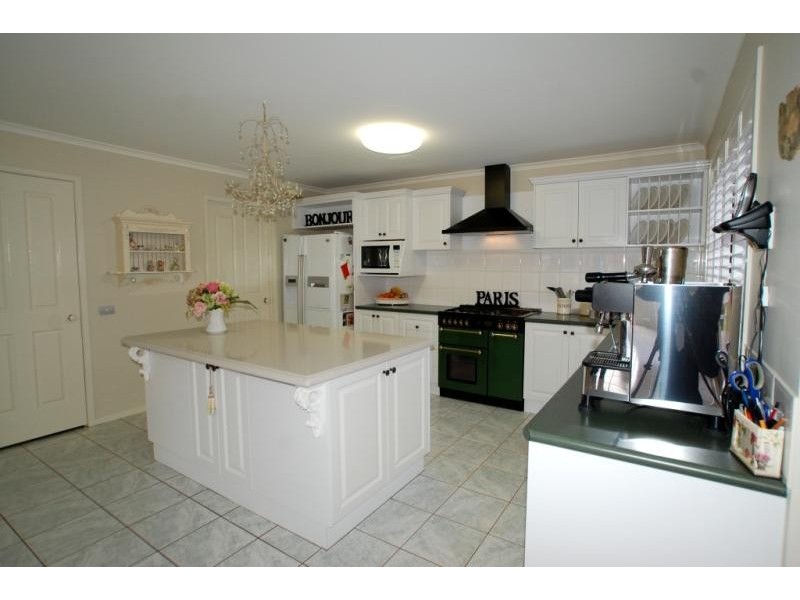 3 The Pines  THURGOONA 2640, Thurgoona NSW 2640