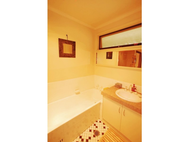 331 Parkland Crescent LAVINGTON 2641, Lavington NSW 2641