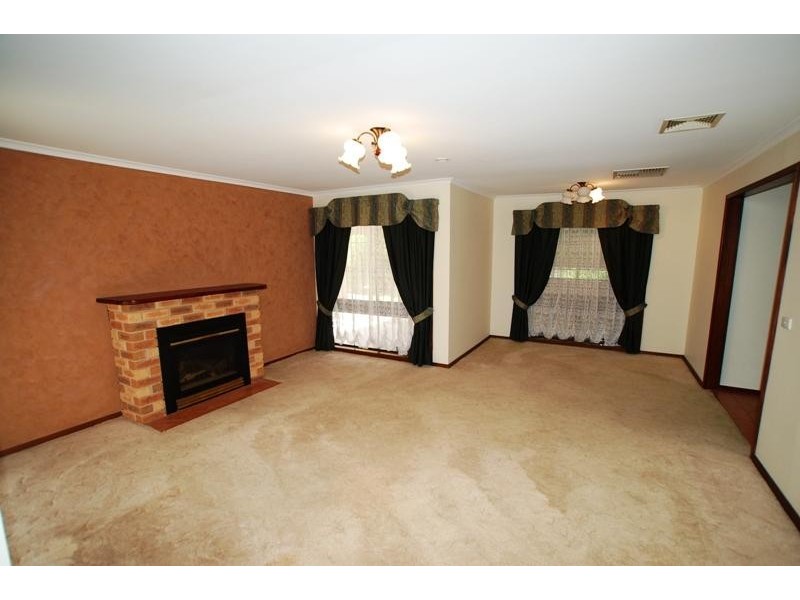 1085 Pemberton Street WEST ALBURY 2640, West Albury NSW 2640