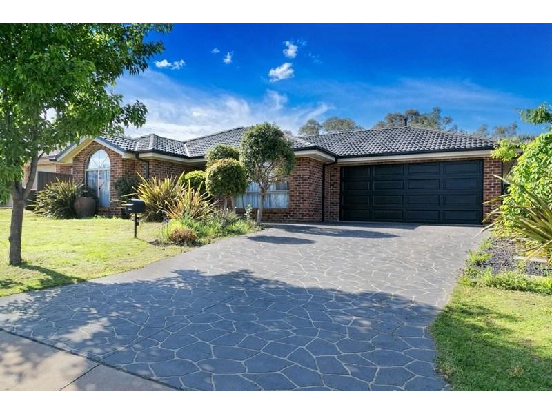 8 Willaroo Street THURGOONA 2640, Thurgoona NSW 2640