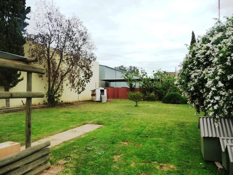 423 Wagga Road LAVINGTON 2641, Lavington NSW 2641
