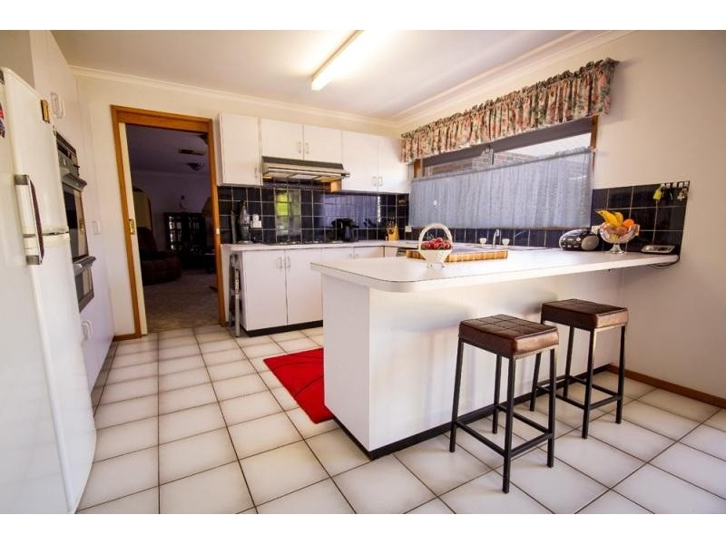 42 La Fontaine Avenue LAVINGTON 2641, Lavington NSW 2641
