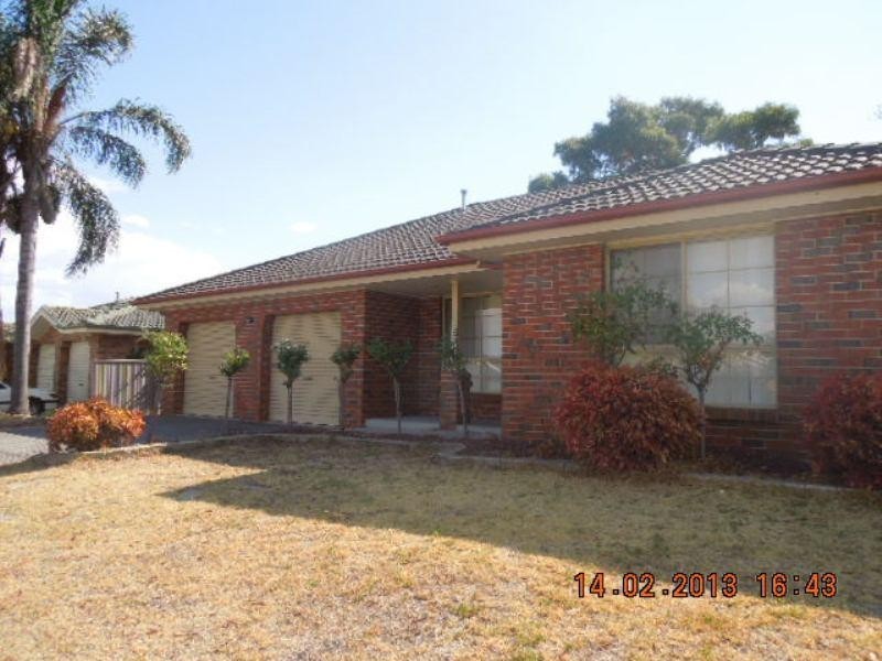 12 Bartholomew  Street ALBURY 2640, Albury NSW 2640