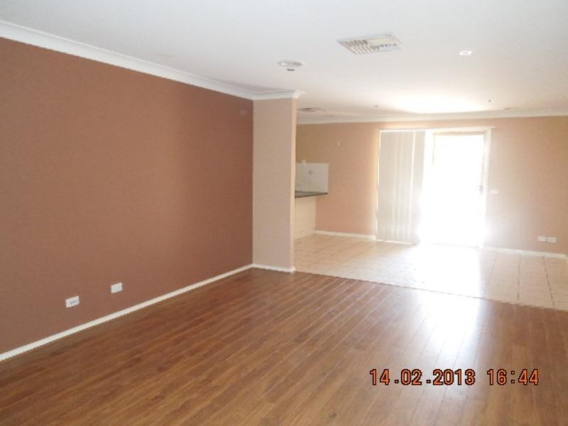 12 Bartholomew  Street ALBURY 2640, Albury NSW 2640
