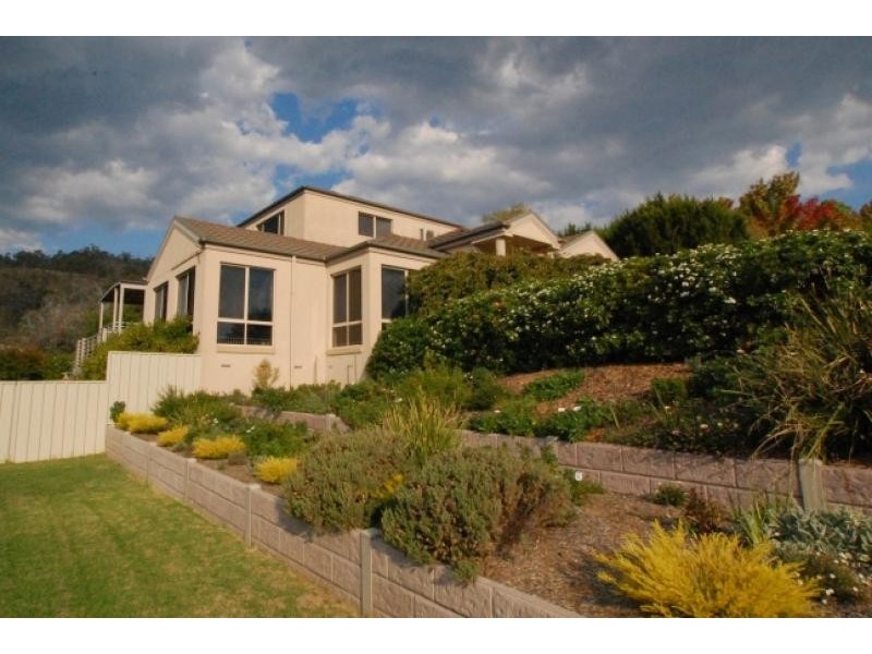 1 Caernarvon Court WODONGA 3690, Wodonga VIC 3690