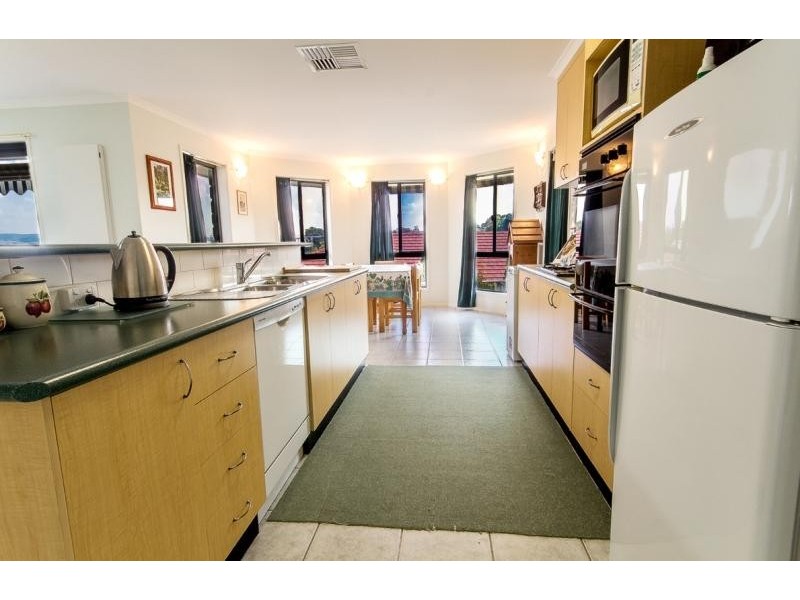 6 Hurworth Court WEST ALBURY 2640, West Albury NSW 2640