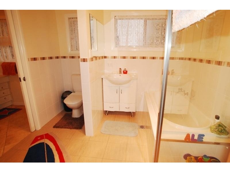 364 Eden Street LAVINGTON 2641, Lavington NSW 2641