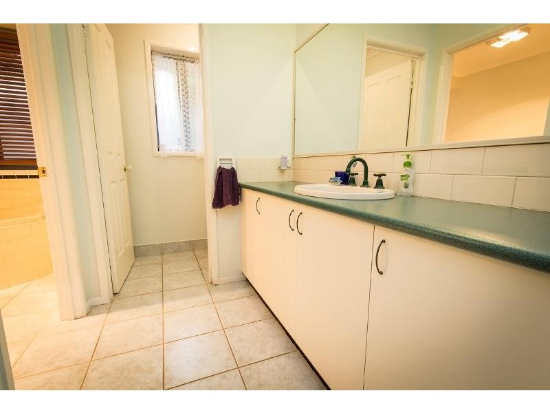 6 Hurworth Court WEST ALBURY 2640, West Albury NSW 2640