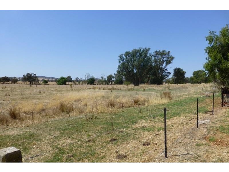 3 Urana Road, Burrumbuttock NSW 2642