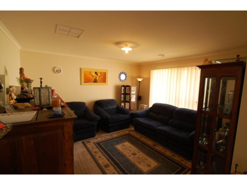 1 St Levans Circuit LAVINGTON 2641, Lavington NSW 2641