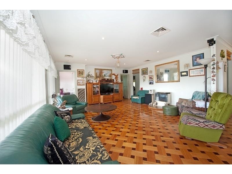 85 Michelle Avenue LAVINGTON 2641, Lavington NSW 2641