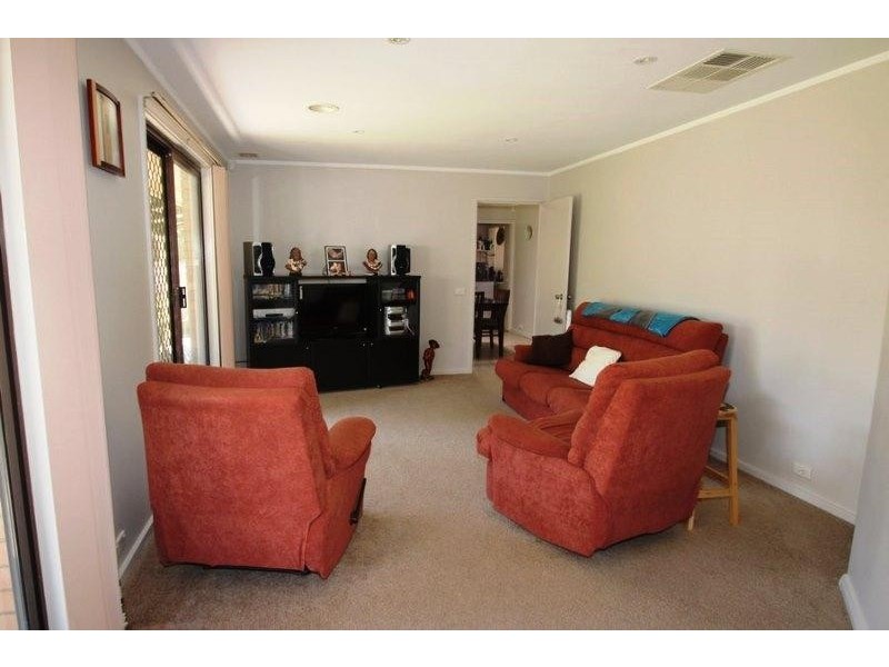 26 Goolagar  Crescent LAVINGTON 2641, Lavington NSW 2641