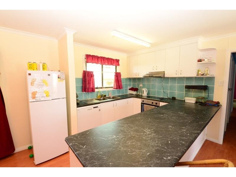 2 Elizabeth Street, Culcairn NSW 2660