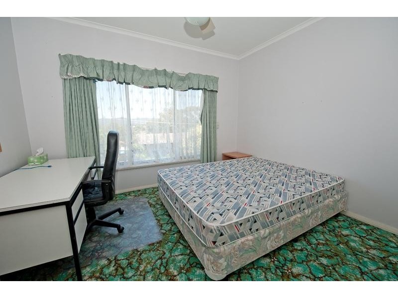 428 Parkview Crescent, Lavington NSW 2641