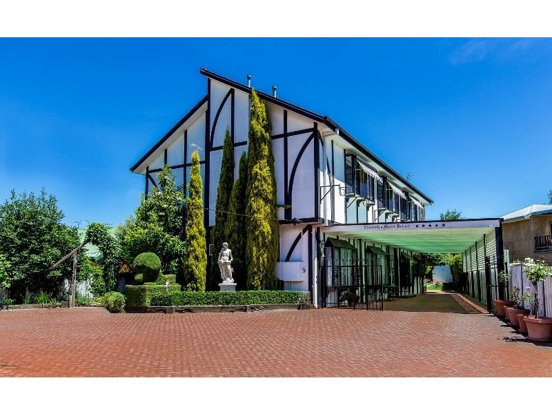 531 Lyne Street, Lavington NSW 2641