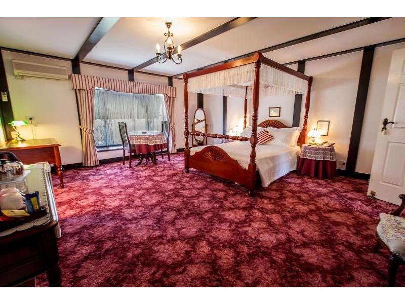 531 Lyne Street, Lavington NSW 2641