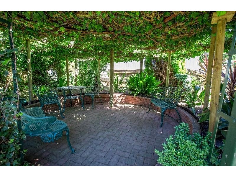 531 Lyne Street, Lavington NSW 2641