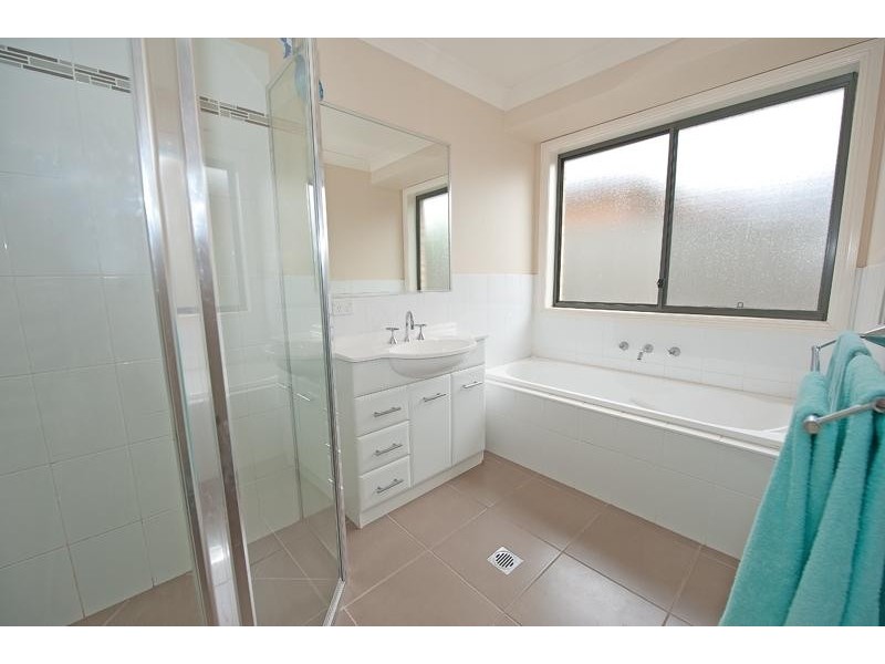 16 Warbler Street THURGOONA 2640, Thurgoona NSW 2640