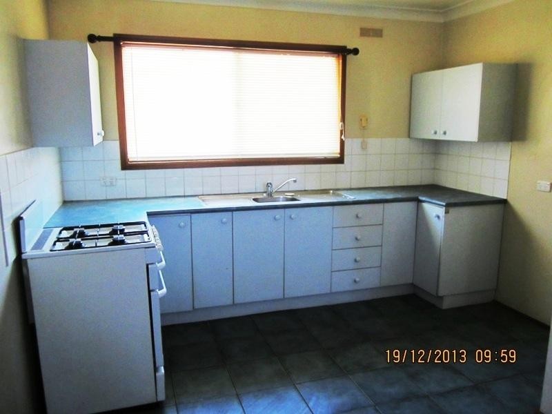 8 Cassia Street WEST ALBURY 2640, West Albury NSW 2640