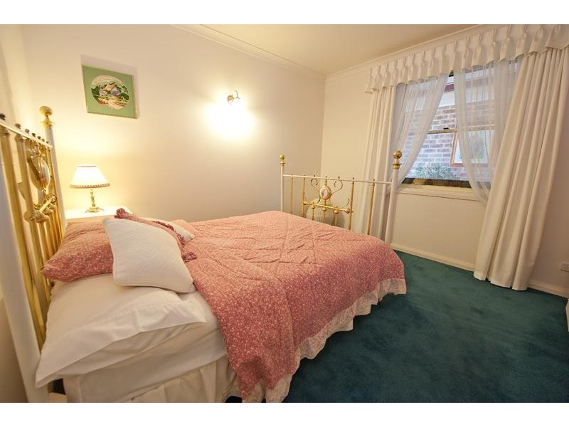 4 Bindi Court, Lavington NSW 2641