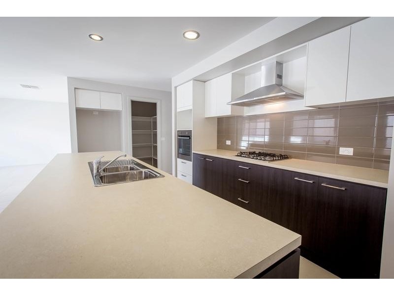 1 Mcswiney  Court LENEVA 3691, Leneva VIC 3691