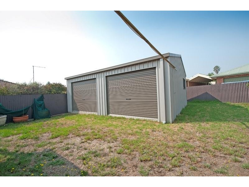 671 Centaur Road, Lavington NSW 2641