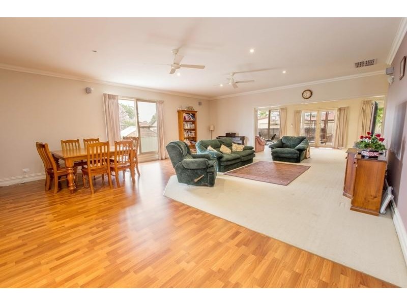1013 Sylvania Avenue, North Albury NSW 2640