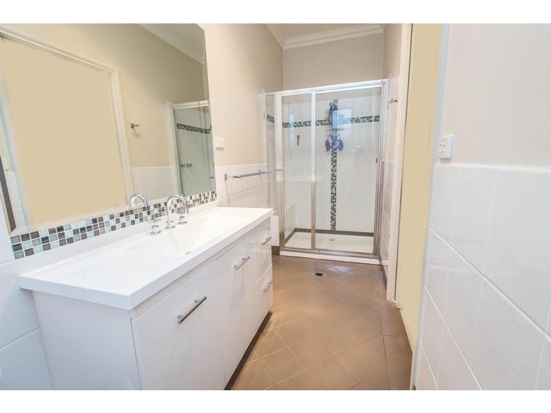 1013 Sylvania Avenue, North Albury NSW 2640