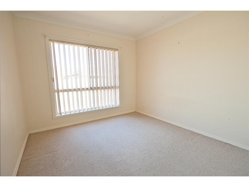 2/225 Alexandra Street, East Albury NSW 2640