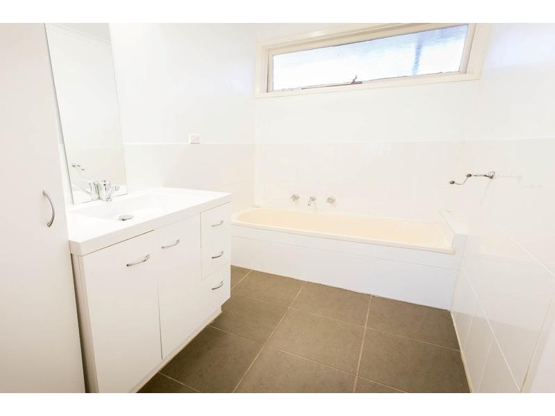 314 Cheyenne Drive, Lavington NSW 2641