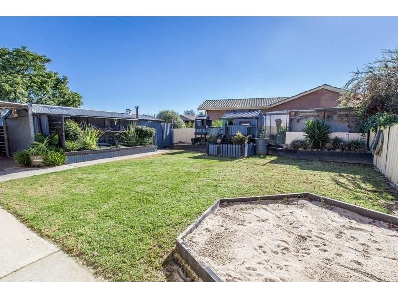 314 Cheyenne Drive, Lavington NSW 2641