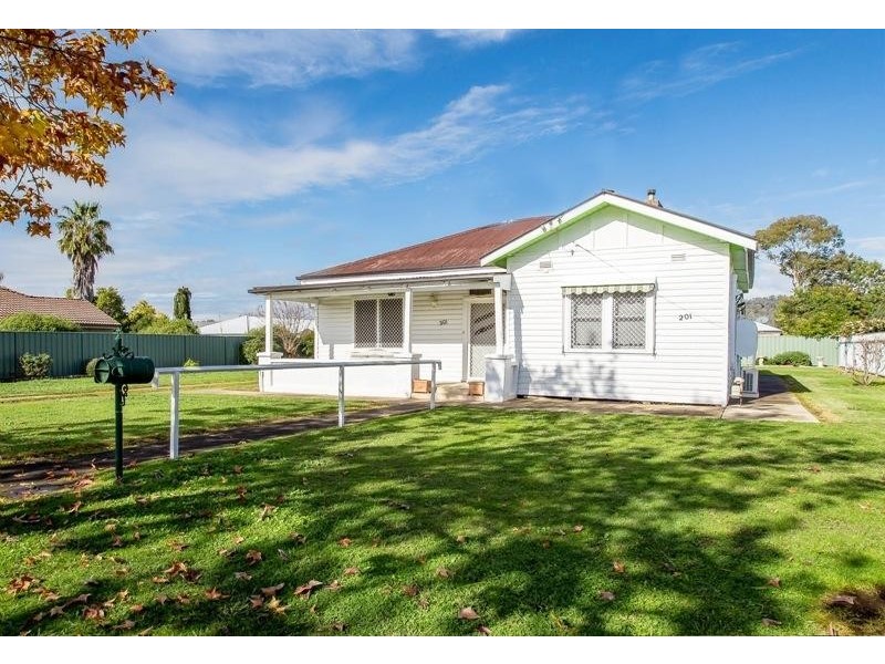 201 Andrews Street, East Albury NSW 2640