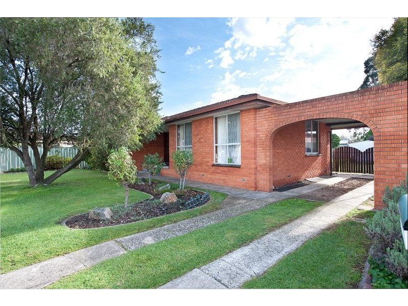 536 Schaefer Street, Lavington NSW 2641