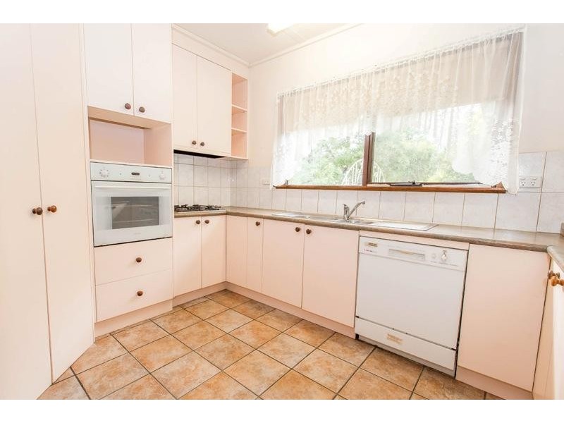 37 Western View Drive, West Albury NSW 2640