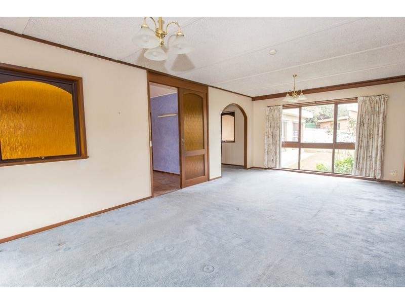 37 Western View Drive, West Albury NSW 2640