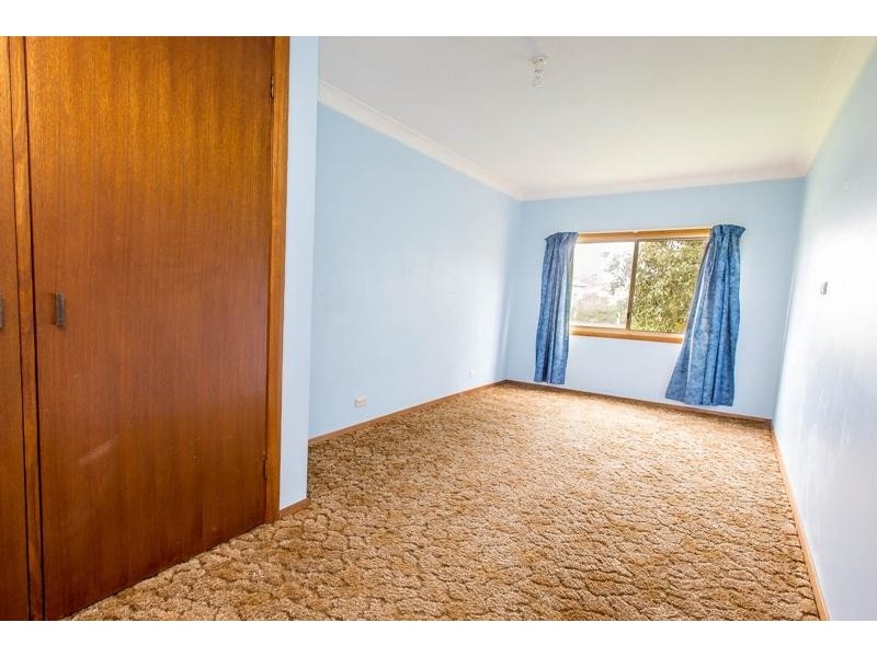 552 Roach Street, Lavington NSW 2641