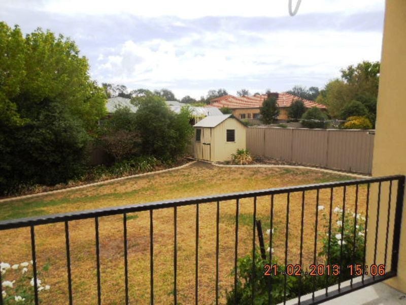 1 Gould Avenue WEST ALBURY 2640, West Albury NSW 2640