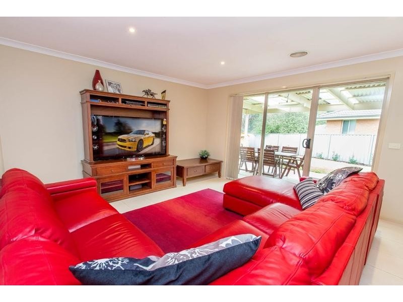 4 Snowgum Place, Thurgoona NSW 2640