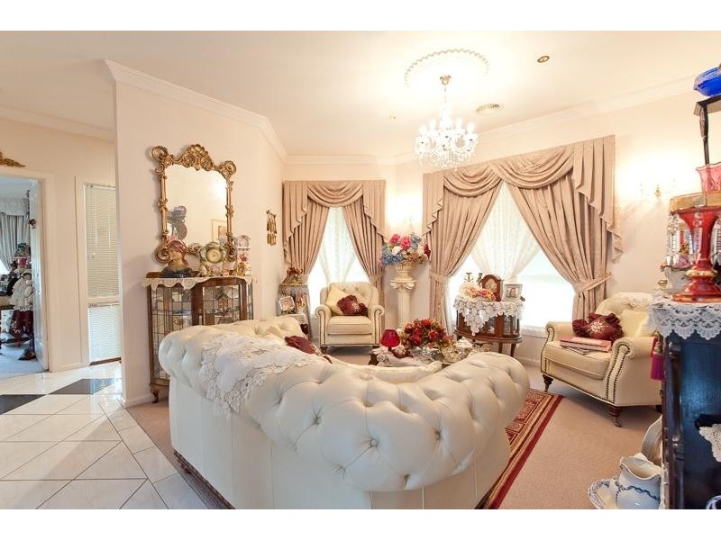 4 Kingfisher Court, East Albury NSW 2640