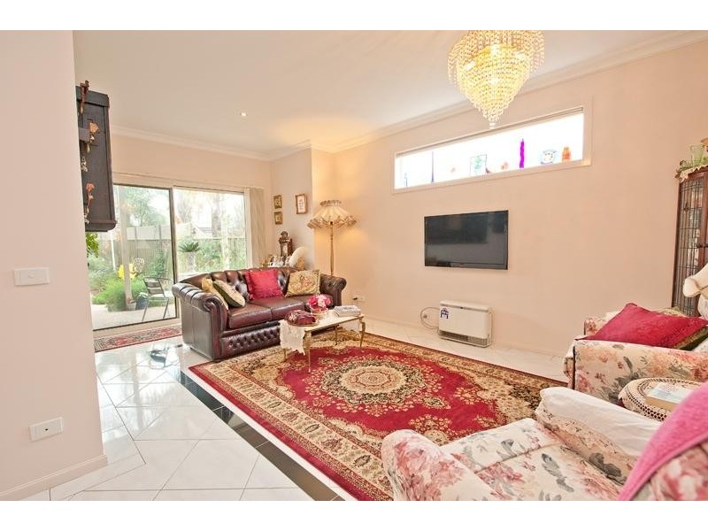 4 Kingfisher Court, East Albury NSW 2640