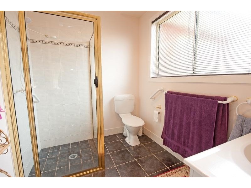 4 Kingfisher Court, East Albury NSW 2640