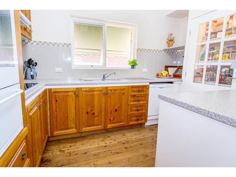 566 Schubach Street, East Albury NSW 2640