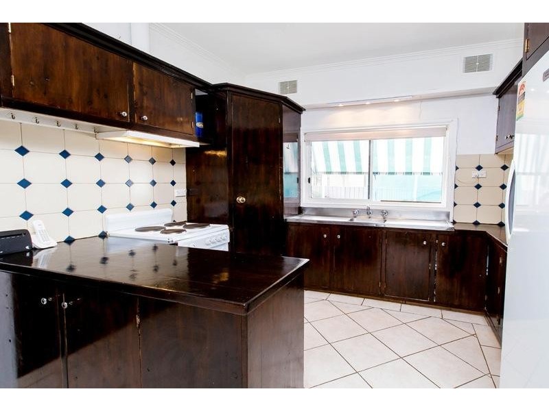 531 Comans Avenue, Lavington NSW 2641